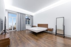  3-  (172 2)   Residence Botanique  . , 29  10