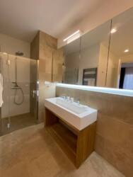         , Pechersk Hills Residence,  ̳, 28  14