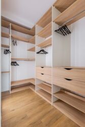   3-     Jack House, .  , 7  19