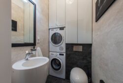  3-    Renaissane Residence,   10  5