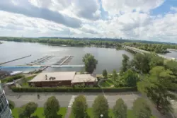 Riviera Riverside  18        22