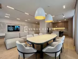  3 -   Park Avenue VIP,   , 180 2  5