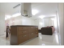  Park Avenue, 4 , 180 ..  15