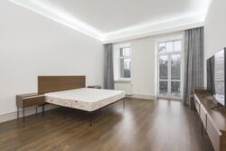  3-  (172 2)   Residence Botanique  . , 29  4