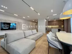  3 -   Park Avenue VIP,   , 180 2  6