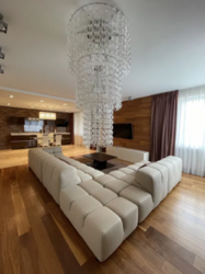 Park Avenue   | 1062 |    1
