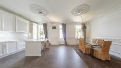  4- (125 2)    .  , 47  11