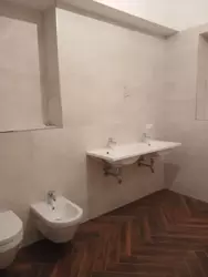     ,  ,   7