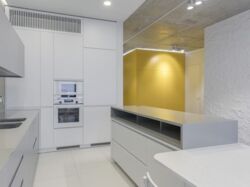  3-  (120 2)    RiverStone   , .  2  10