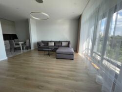 Riviera Riverside  18   120     2