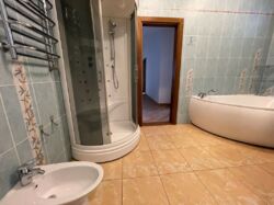  4-  (176 2)    Park View,  (º) 11  5