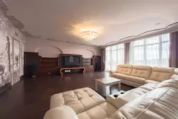 Riviera Riverside  18        9