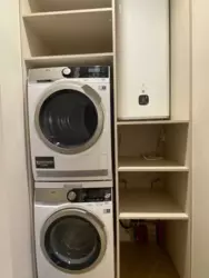  3    1002  Triiinity  12
