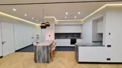  3     Diamond Hill  19