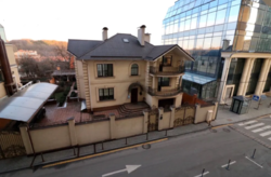  VIP   Renaissance ,   10  3