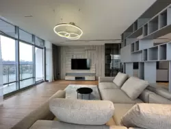  Riviera Riverside    18 ,   1