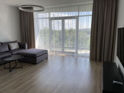 Riviera Riverside  18   120     14