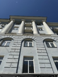  4-  (235 2)          20    .  1