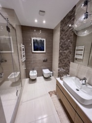  2-  (120 2)    Riviera Riverside,   18  8