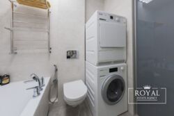  3- (87 2)    ROYAL TOWER,  . 37  4