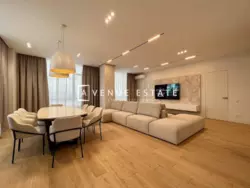 3 -   Park Avenue VIP,   , 180 2  7