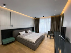   3- , 160 2   7  Carnegie Tower  8