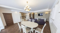  Riviera Riverside, .  18, ˳  1
