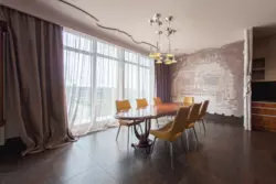 Riviera Riverside  18        5