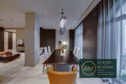   2002  Renaissance Residence  6