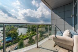 3- ,  Riviera riverside, . , 18  9