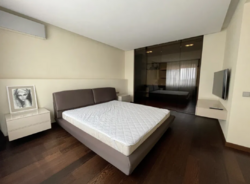 Park Avenue   | 1062 |    4