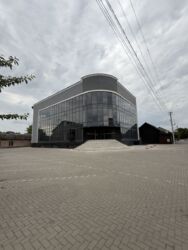 Оренда приміщення Бедевля 1600кв.м. заг площа фото 1 Оренда приміщення Бедевля 1600кв.м. заг площа фото 1