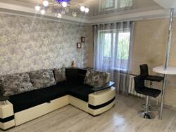 Сдается 2-х комнатная квартира на Артема фото 1 Сдается 2-х комнатная квартира на Артема фото 1