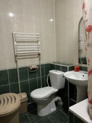 2-кімнатна на аренду Центр, пл. Б. Хмельницького 2-9 ет. АГО фото 5 2-кімнатна на аренду Центр, пл. Б. Хмельницького 2-9 ет. АГО фото 5