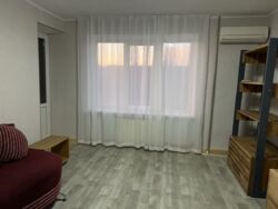 2-кімнатна на аренду Центр, пл. Б. Хмельницького 2-9 ет. АГО фото 3 2-кімнатна на аренду Центр, пл. Б. Хмельницького 2-9 ет. АГО фото 3