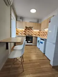 ������: 2-������� �������� �� ��. ���� (������ ������������, ����� ���), ������������� ���� 4