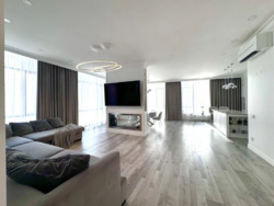 Park Avenue VIP 220 2  33  .  19