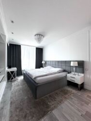 Park Avenue VIP 220 2  33  .  2