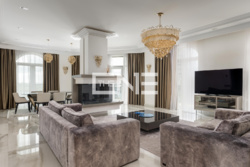 4 Renaissance Residence        1