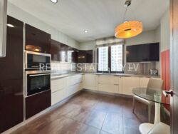   , ,   . ( ()), 44  15