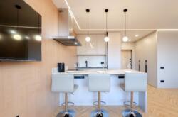  1        .  Podil Plaza & Residence.  .  13