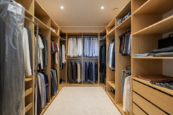 �� ������� ��������� 10000�� 400� + ������� 200�2(�� �������������) ���� 21