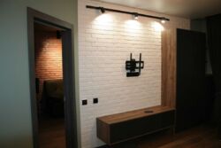  !    LOFT   'VICTORY V'  9