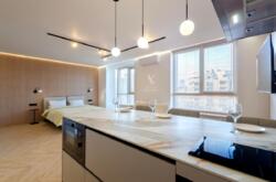  1        .  Podil Plaza & Residence.  .  6