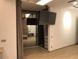 4    BUSOV HILL  15