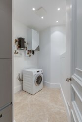 Клубний будинок, підземний паркінг, ботанічний сад через дорогу. Меблюємо фото 15 Клубний будинок, підземний паркінг, ботанічний сад через дорогу. Меблюємо фото 15