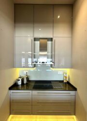 3-  (88 2)   Park Avenue  VIP,  .   (40- ) 60.  9