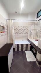 ������� �������� ������������ ��., 71, ��� ���� 11