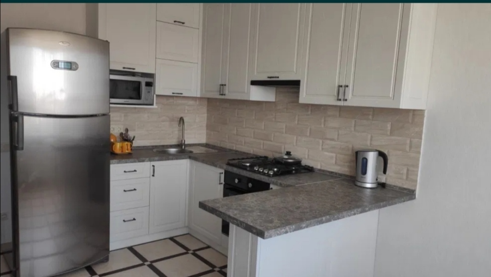 Сдам 1 комнатную квартиру в Монолите фото 1 Сдам 1 комнатную квартиру в Монолите фото 1