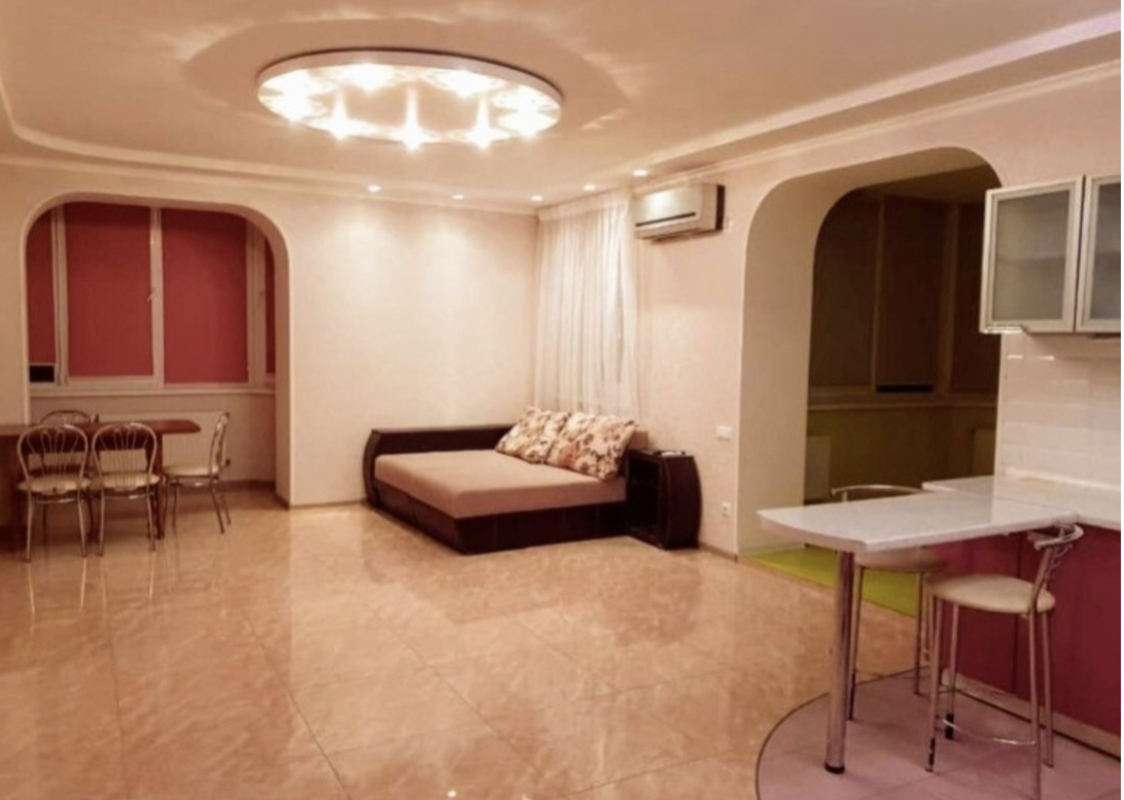 2-х комнатная , студийная квартира , длительно фото 1 2-х комнатная , студийная квартира , длительно фото 1